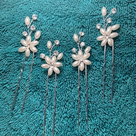 Accessories - Silver Rhinestone Hair Pins Set of 4